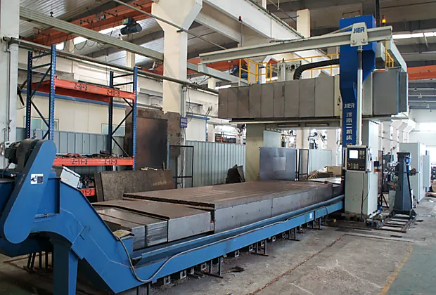 Large CNC gantry milling machine